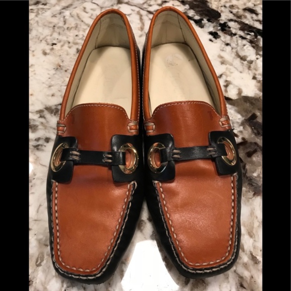 Tod's Anilux Flats,Two Tone & Gold tone hardware